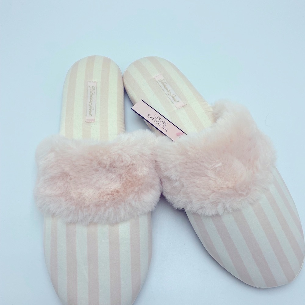 NEW Victoria’s Secret Pink Classic Slippers Sz Lg